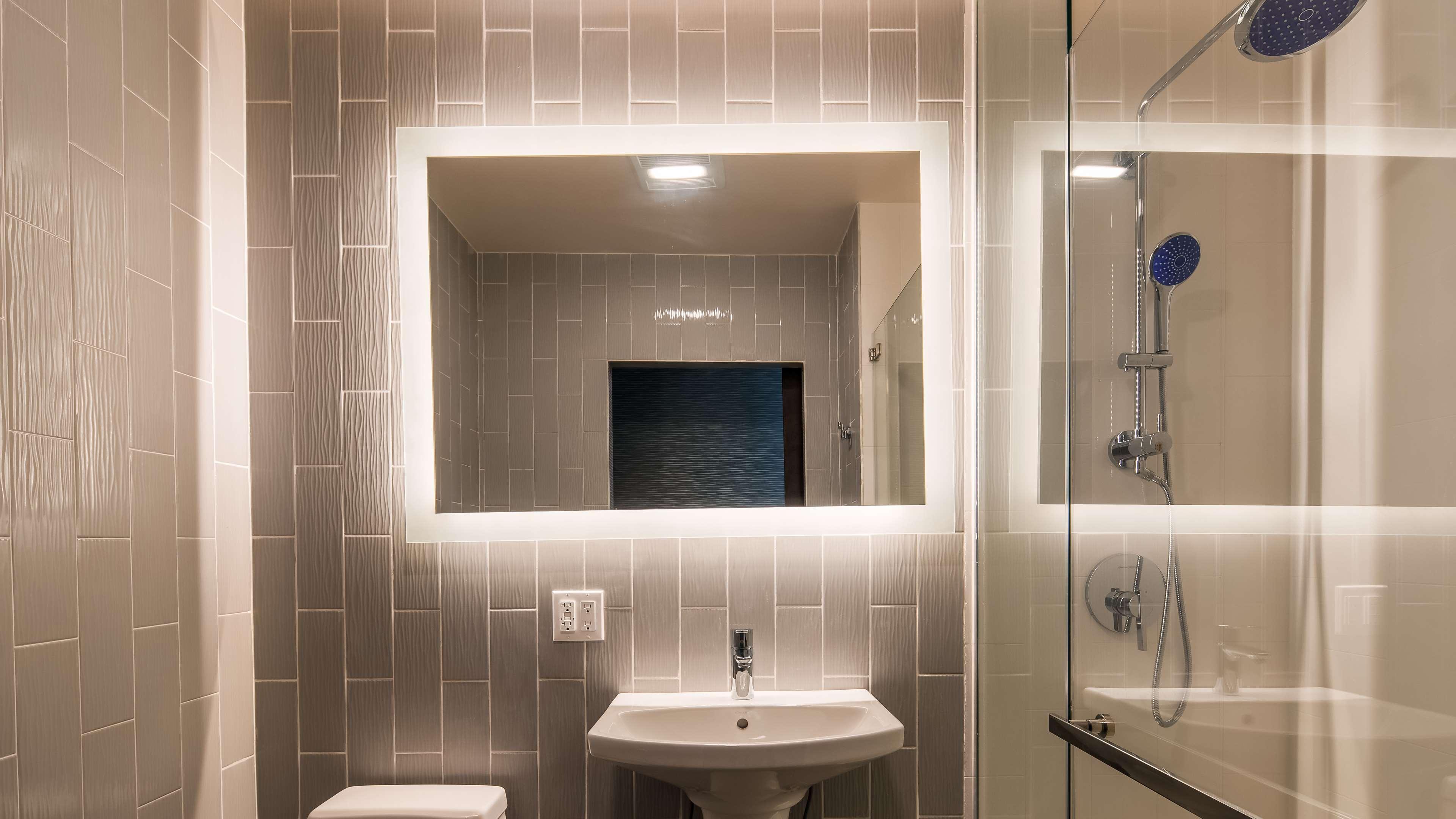 Glo Best Western Brooklyn Nyc New York Exterior foto