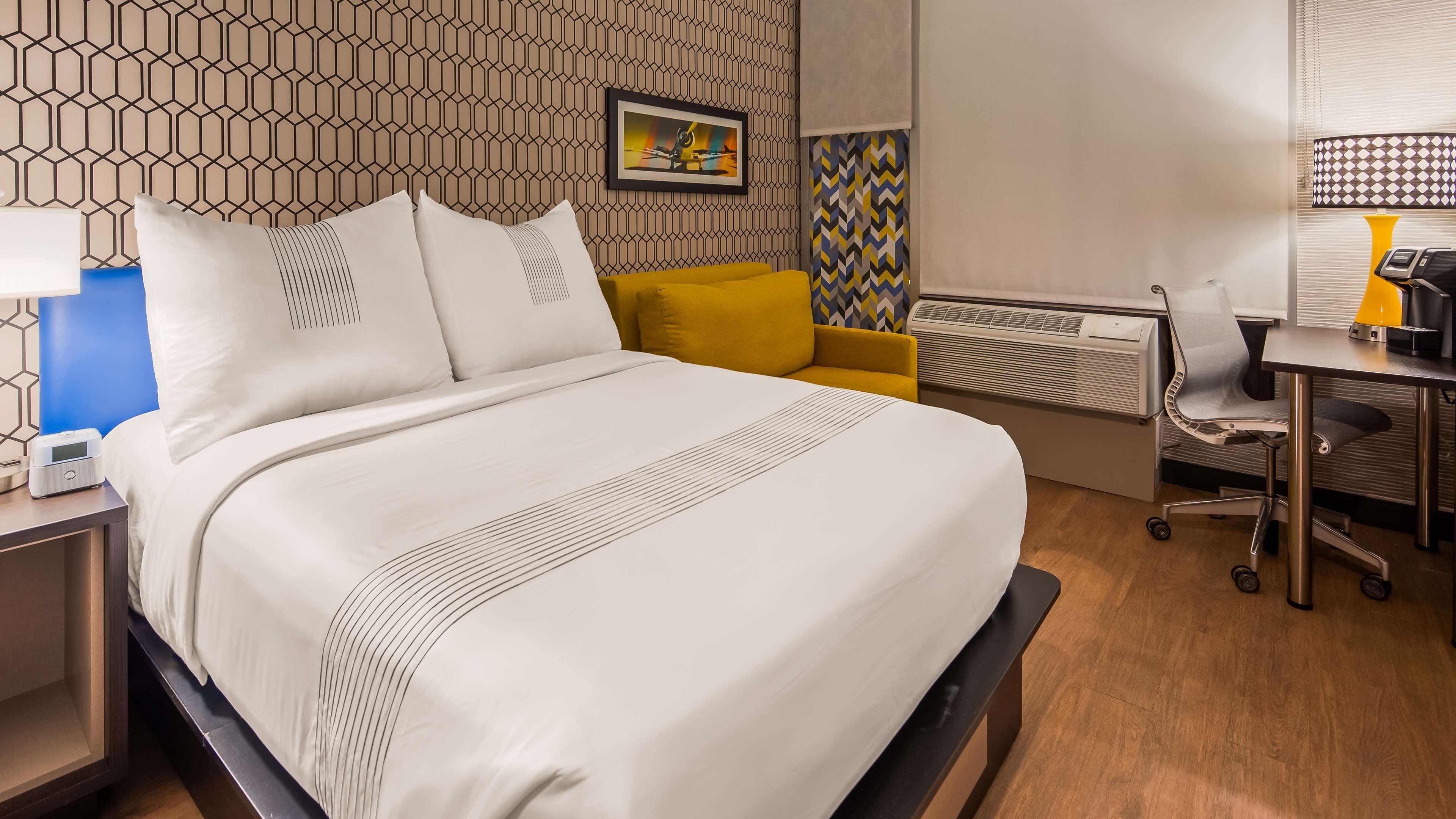 Glo Best Western Brooklyn Nyc New York Exterior foto