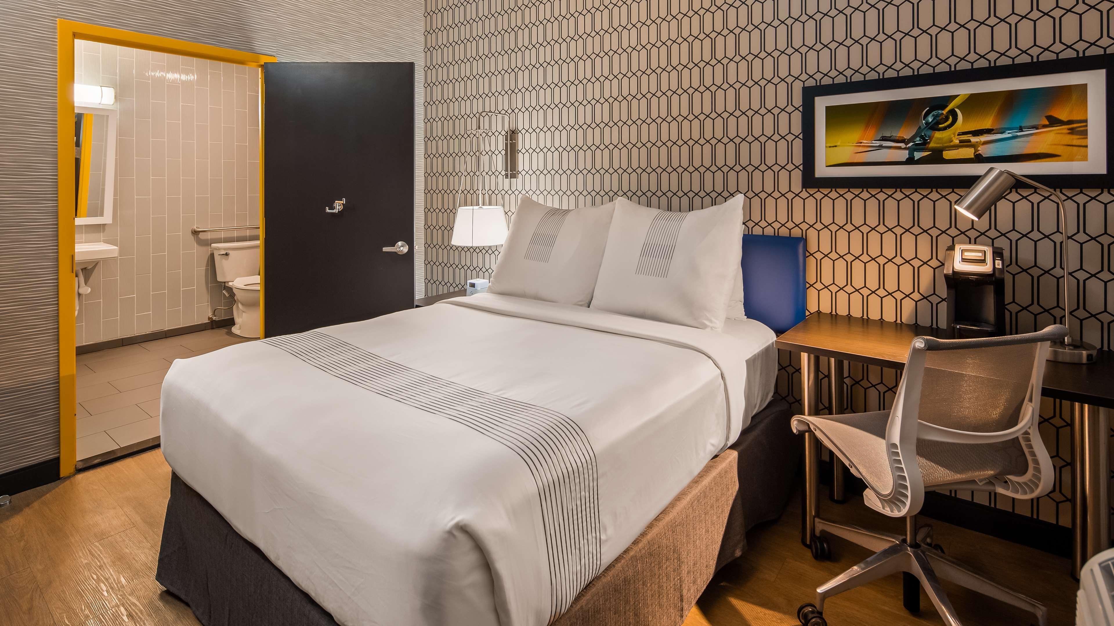 Glo Best Western Brooklyn Nyc New York Exterior foto