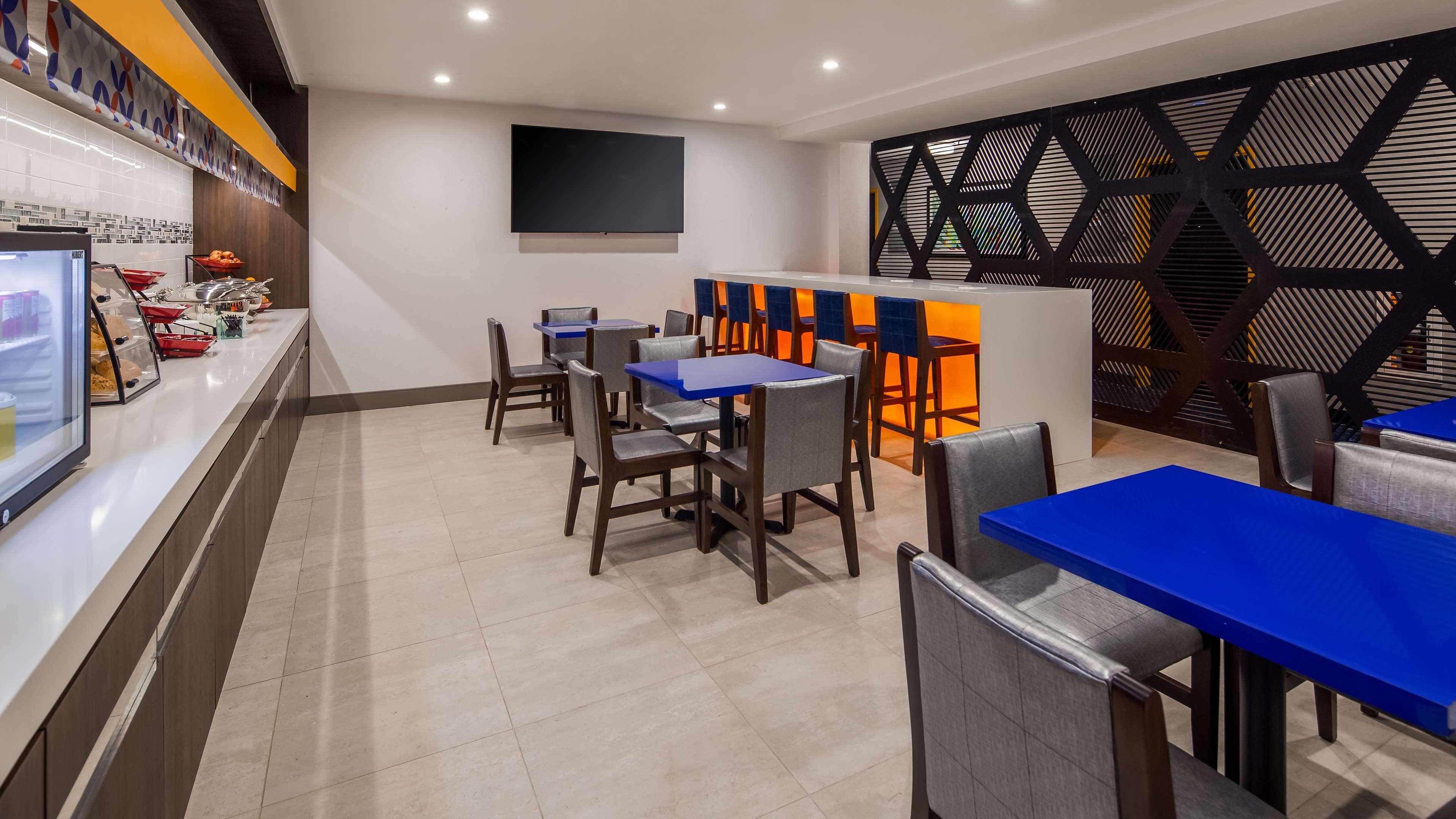 Glo Best Western Brooklyn Nyc New York Exterior foto