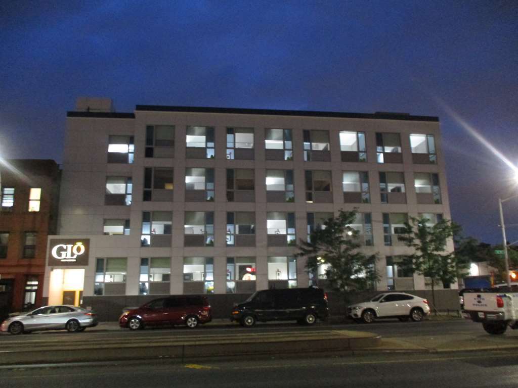 Glo Best Western Brooklyn Nyc New York Exterior foto